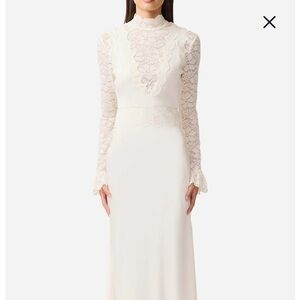 Elliatt Cream Long Sleeve Lace Dress